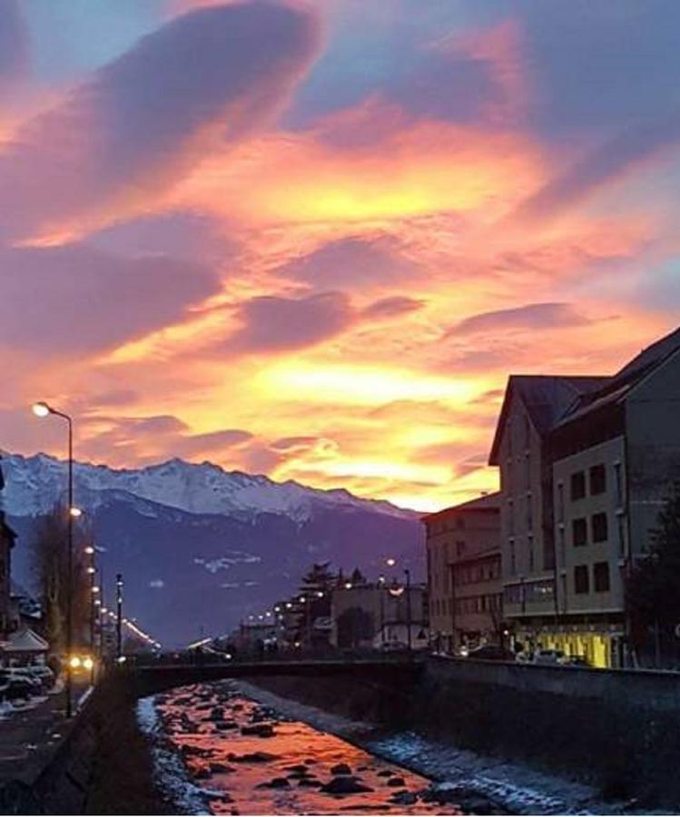 Albergo Gusmeroli Tirano Esterno foto