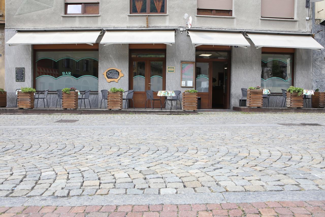 Albergo Gusmeroli Tirano Esterno foto